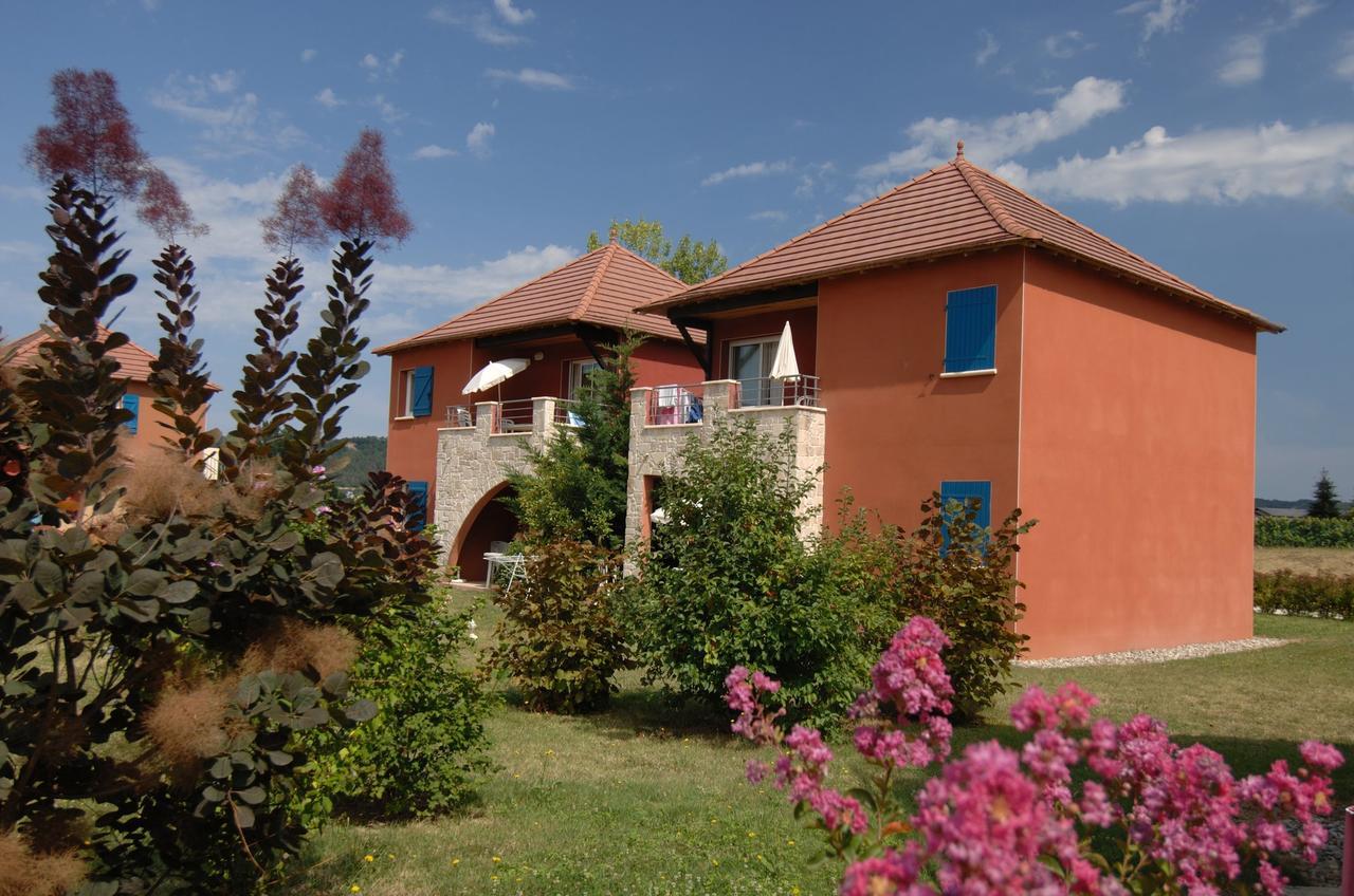 Hotel Terres De France - Domaine De Claire Rive Prayssac Exterior foto